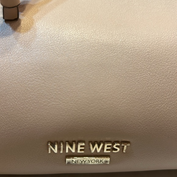 Nine West tan  purse - Picture 2 of 11